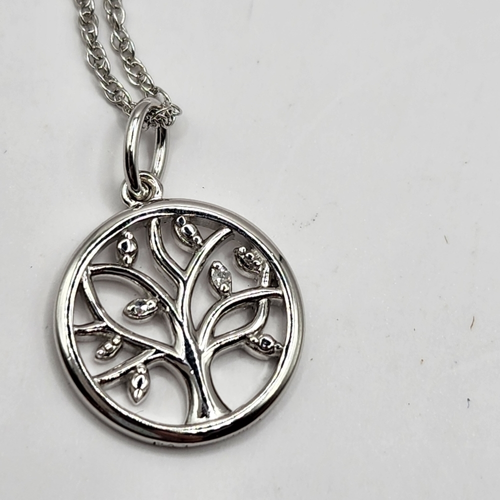 Tree of Life Pendant with 18-inch Chain Silver Color